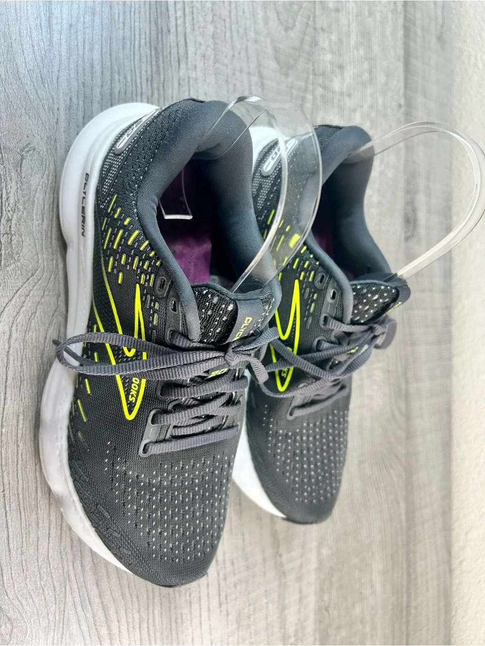 Brooks Glycerin GTS 20 Women’s Size 7 Medium B Dark Gray/Neon Running Shoes